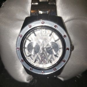 Guess Waterpro breast cancer watch